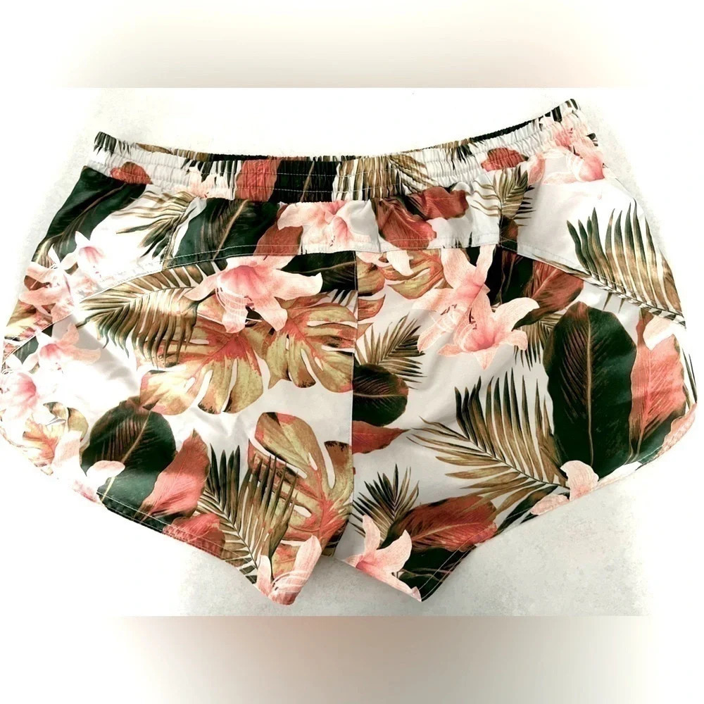 Old Navy Active/ Go dry/ Athletic floral print shorts/ Size US M - Picture 3 of 8